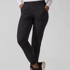 Athleta Brooklyn camo joggers